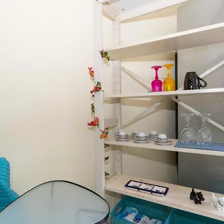 Aurora Colourful Apartment *